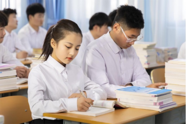 职教的升学和普高的升学有区别吗？