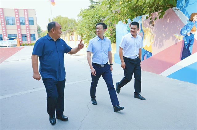 中国残联就业服务指导中心职业能力建设处处长王宁一行莅临我校调研指导工作