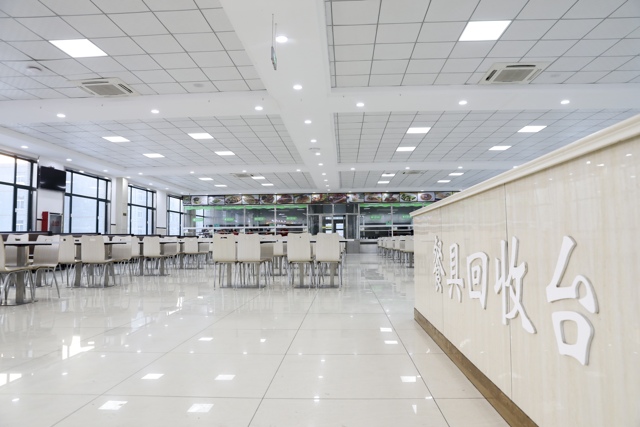 山东新东方学校餐厅