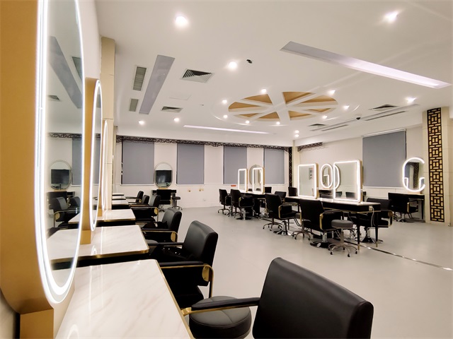 山东新东方形象设计专业教室环境