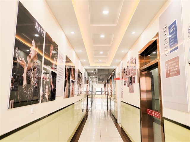 山东新东方形象设计专业教室环境